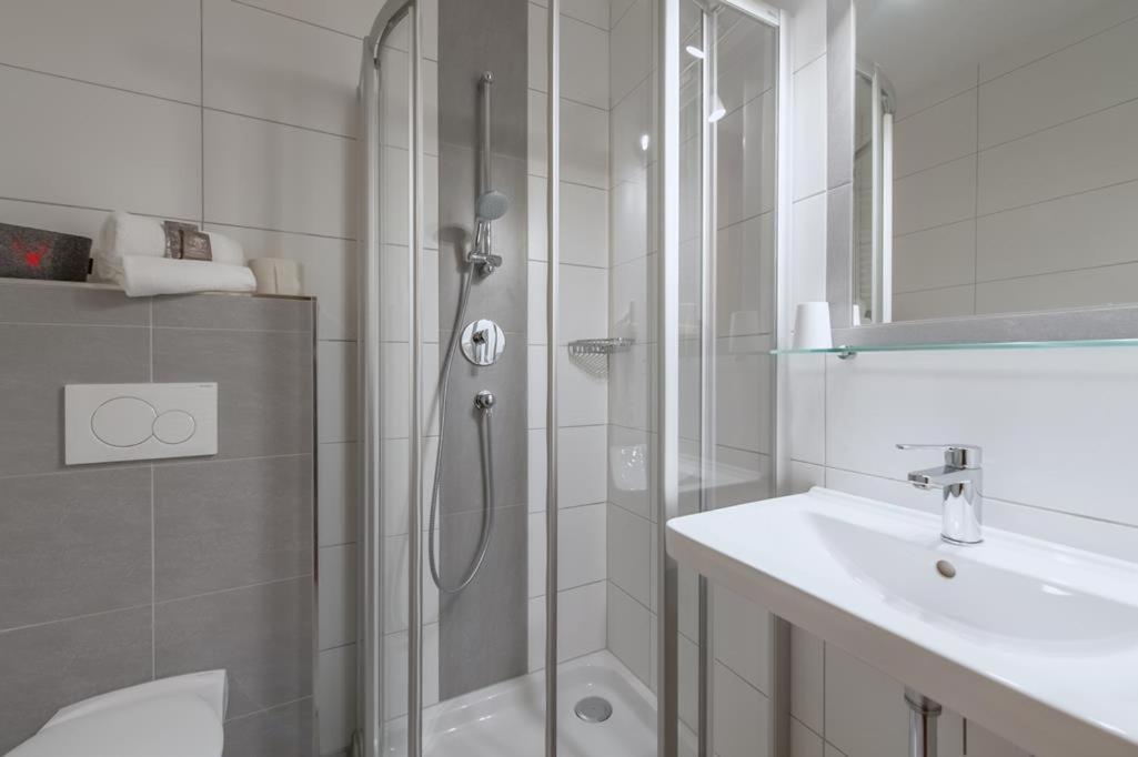 Pension Haus Am Dorfplatz Flachau Habitación foto